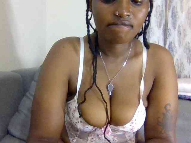 Prettysmilesss webcam