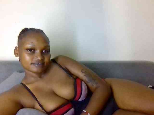 Prettysmilesss webcam