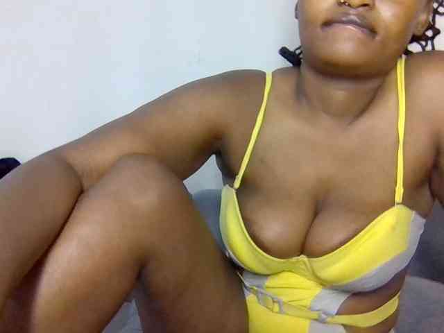 Prettysmilesss webcam