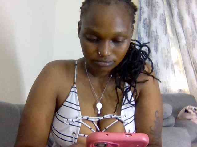 Prettysmilesss webcam