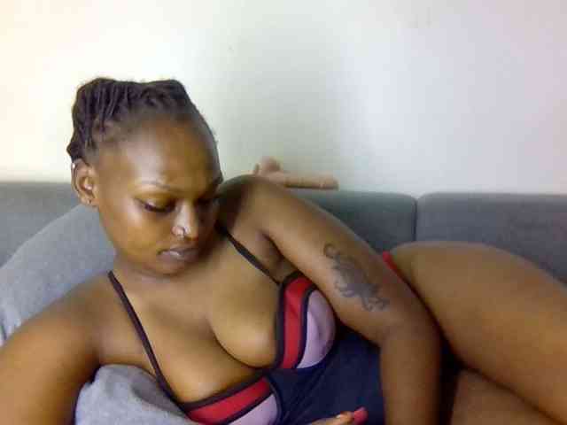 Prettysmilesss webcam