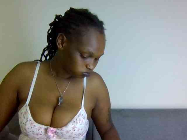 Prettysmilesss webcam