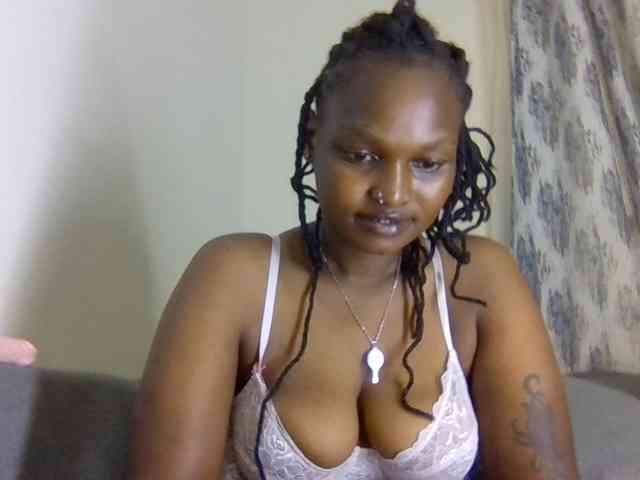 Prettysmilesss webcam