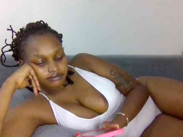 Prettysmilesss webcam