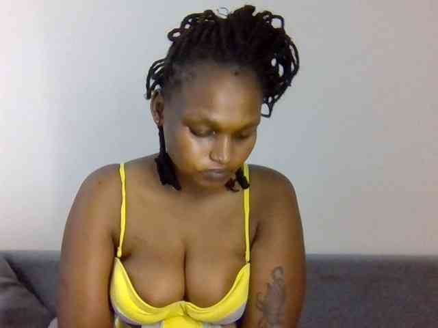 Prettysmilesss webcam