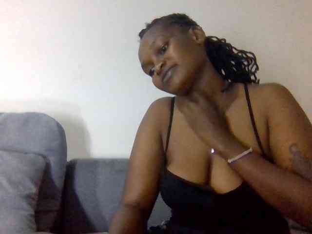 Prettysmilesss webcam