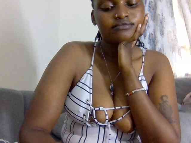 Prettysmilesss webcam