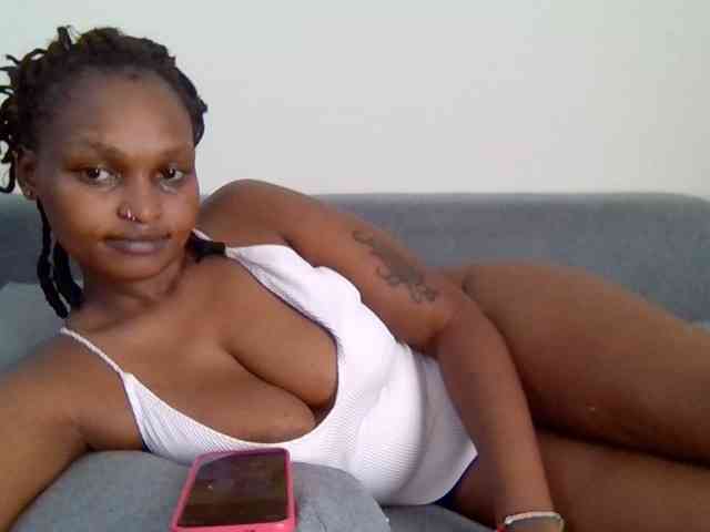 Prettysmilesss webcam