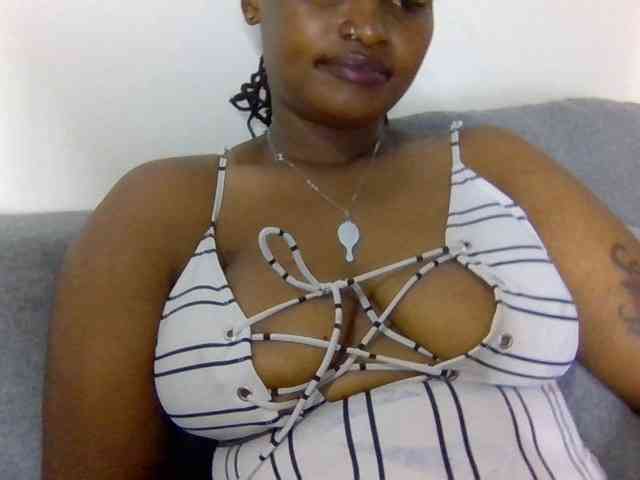 Prettysmilesss webcam