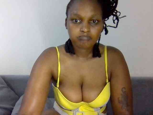 Prettysmilesss webcam