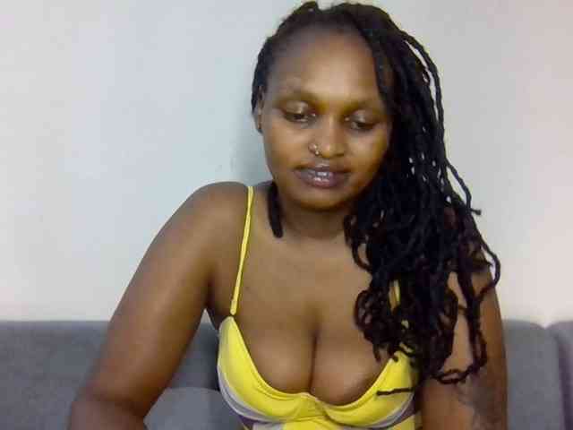 Prettysmilesss webcam