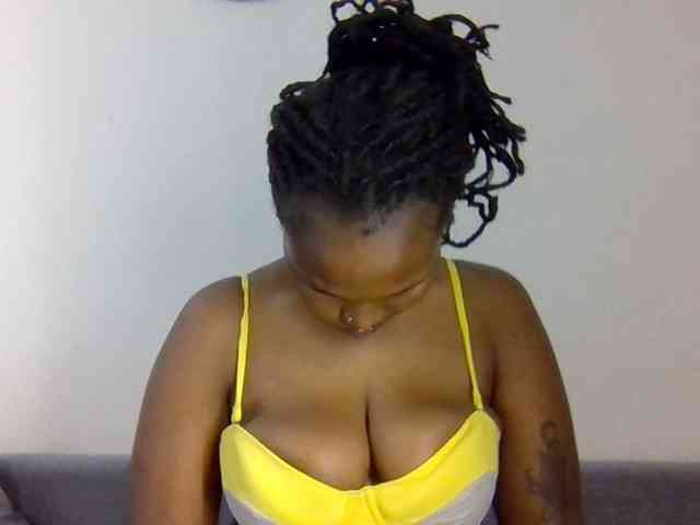 Prettysmilesss webcam