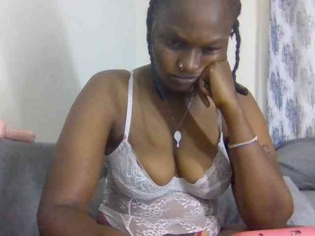 Prettysmilesss webcam