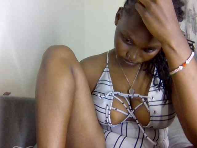 Prettysmilesss webcam