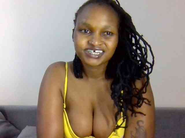 Prettysmilesss webcam