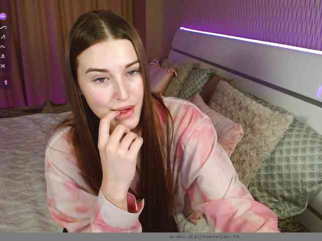 ViolettaCutie webcam
