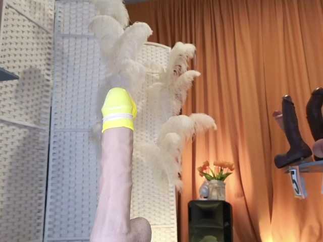 Foglove69's BongaCams show and profile