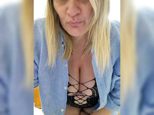 MARGHERITA-1978's BongaCams show and profile