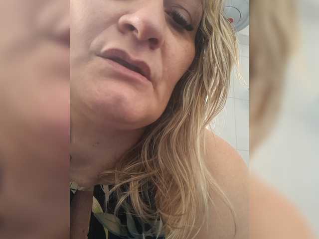 MARGHERITA-1978 — Striptease show + ditalino 500tk 