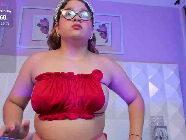 KimberlyMorgan webcam