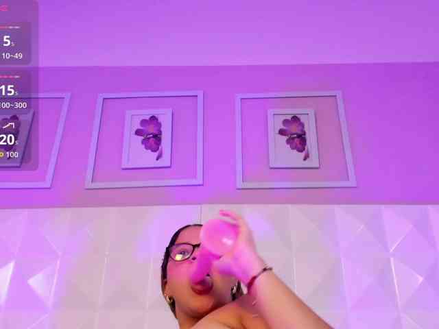 KimberlyMorgan webcam