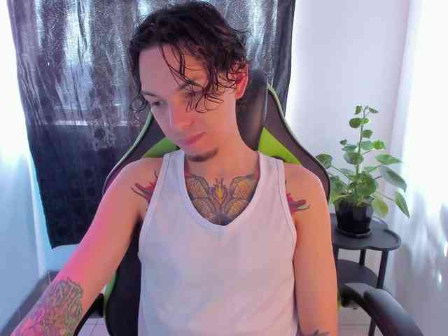 Alessandro-Garcia Alessandro-Garcia