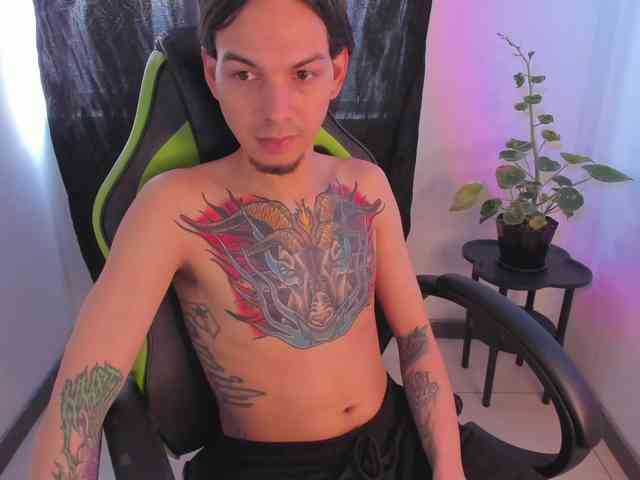 Alessandro-Garcia Alessandro-Garcia