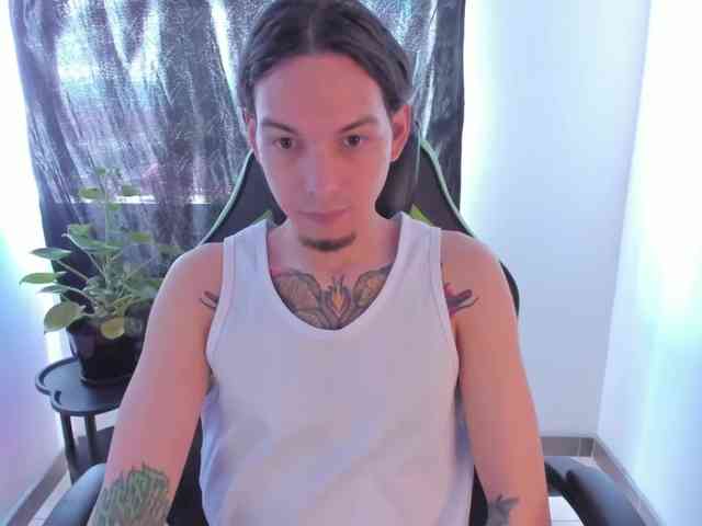 Alessandro-Garcia Alessandro-Garcia