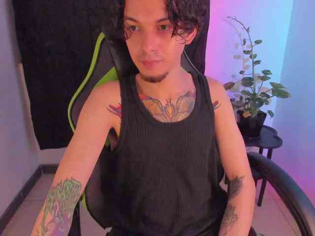 Alessandro-Garcia Alessandro-Garcia