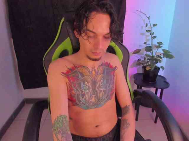 Alessandro-Garcia Alessandro-Garcia