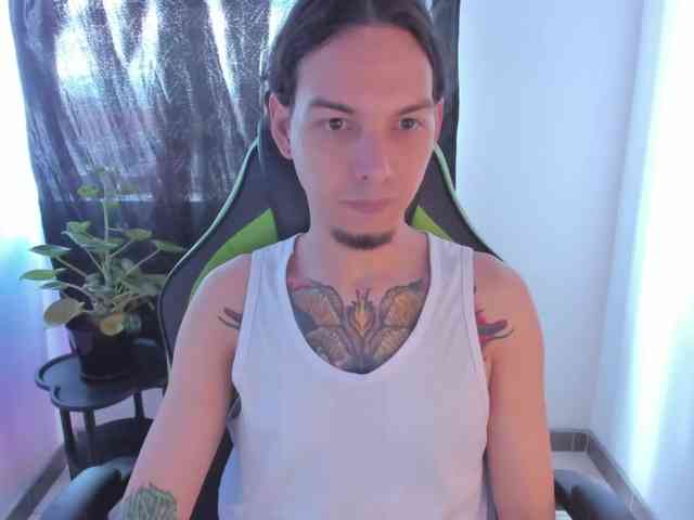 Alessandro-Garcia Alessandro-Garcia