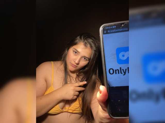 Angietubebe – webcam model profile photo