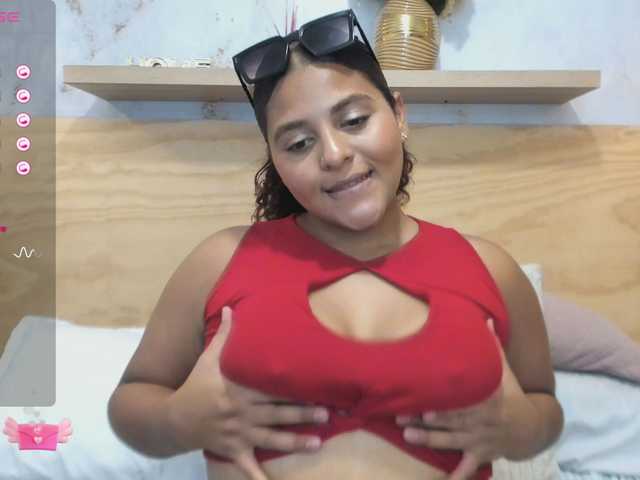 Sophie Taylor (SophieTaylor3)