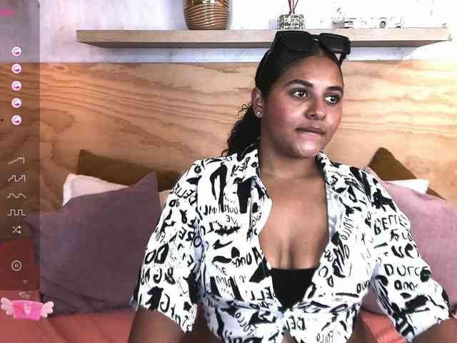 SophieTaylor3 webcam