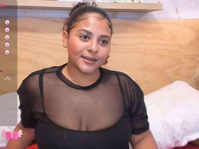 SophieTaylor3 webcam