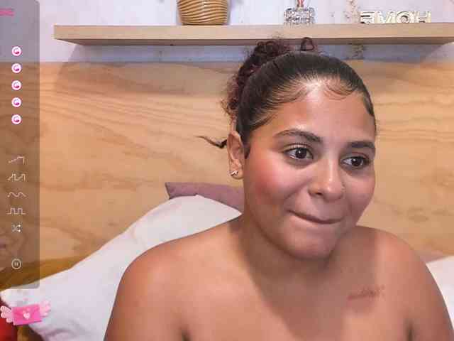 SophieTaylor3 webcam