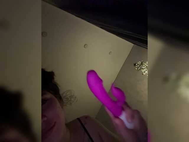 Shuggamommy from BongaCams