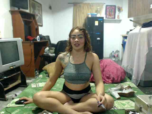 Bunnynasty888 webcam