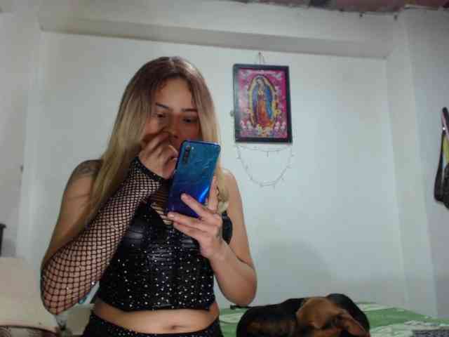 Bunnynasty888 webcam