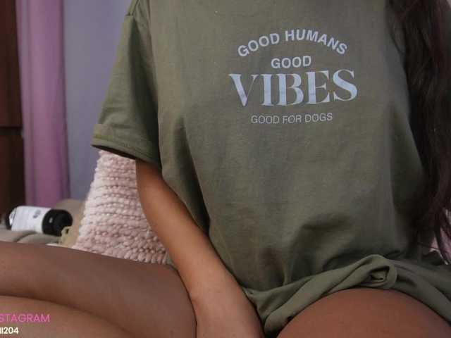 Eimi-space's BongaCams show and profile