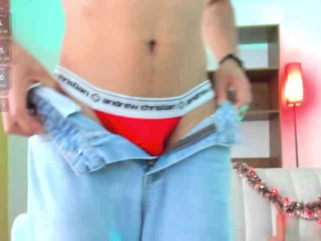 LittleMia Live Webcam on BongaCams