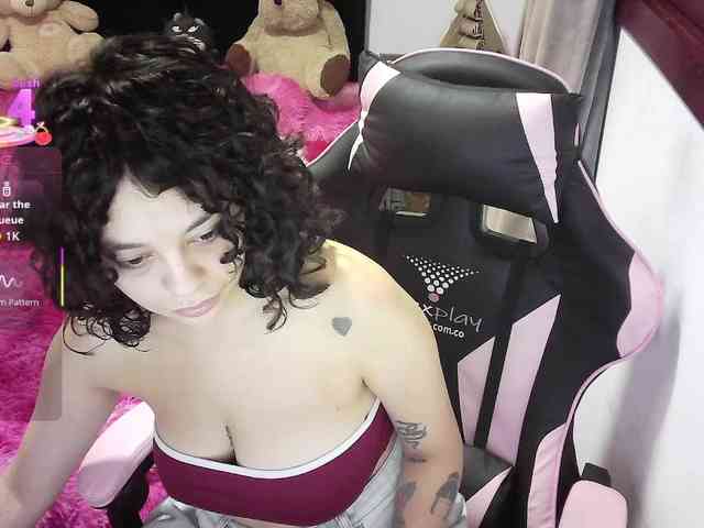 MolliTeanz Live Webcam on BongaCams