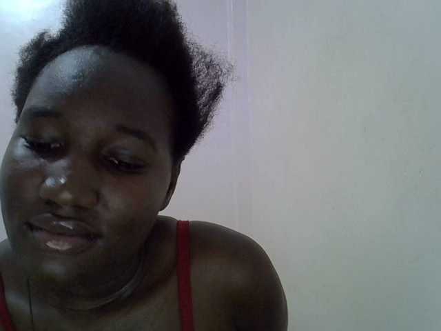 sweet-saffron Live Cam on BongaCams and RICams