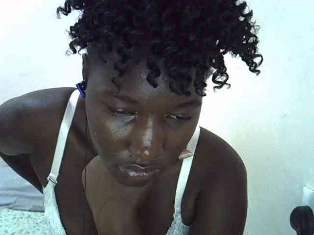 sweet-saffron webcam