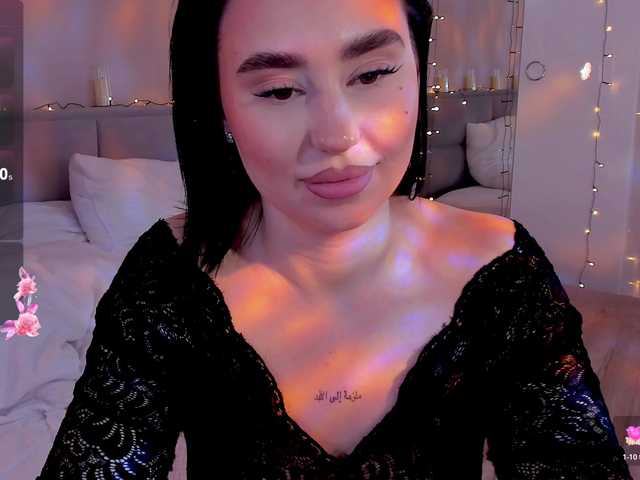 Lia-May's BongaCams show and profile