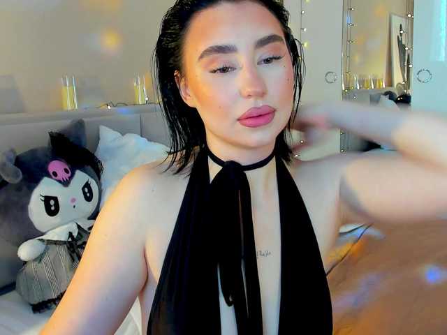 Lia-May's BongaCams show and profile