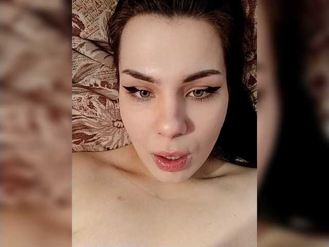 Lilmommy – webcam model profile photo