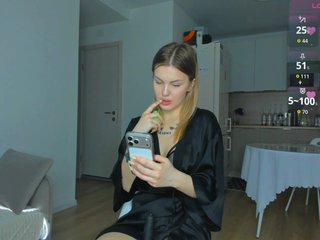 AkylinaGold Porn Show