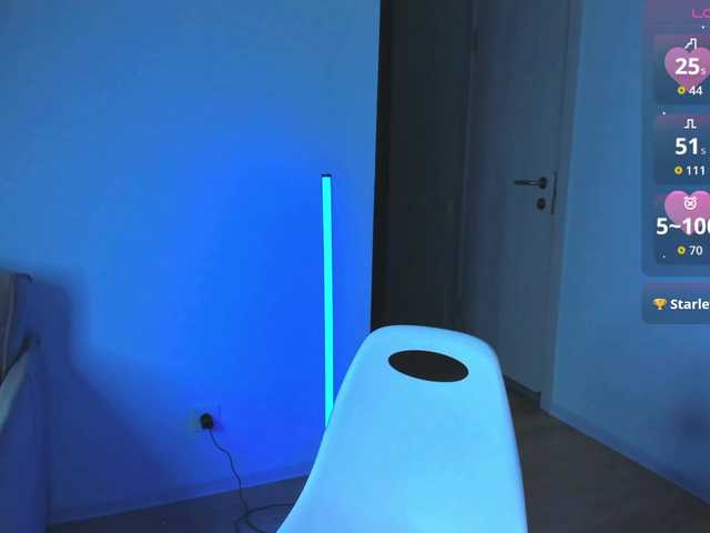 AkylinaGold's BongaCams show and profile