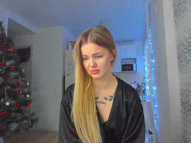 AkylinaGold's BongaCams show and profile